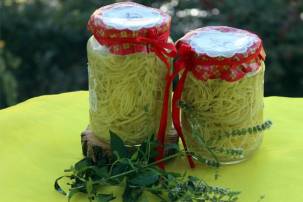 Закуска из кабачков на зиму: спагетти в банках